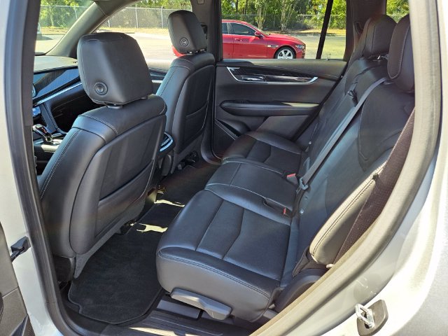 Used 2020 Cadillac XT6 Premium Luxury FWD image 10