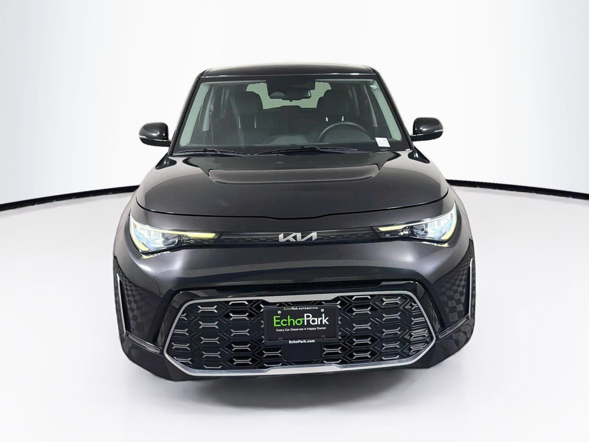 Used 2023 Kia Soul GT-Line w/ GT-Line Technology Package FWD image 2