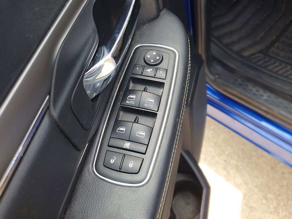 Used 2014 RAM 1500 Sport w/ Sport Premium Group AWD/4WD image 16