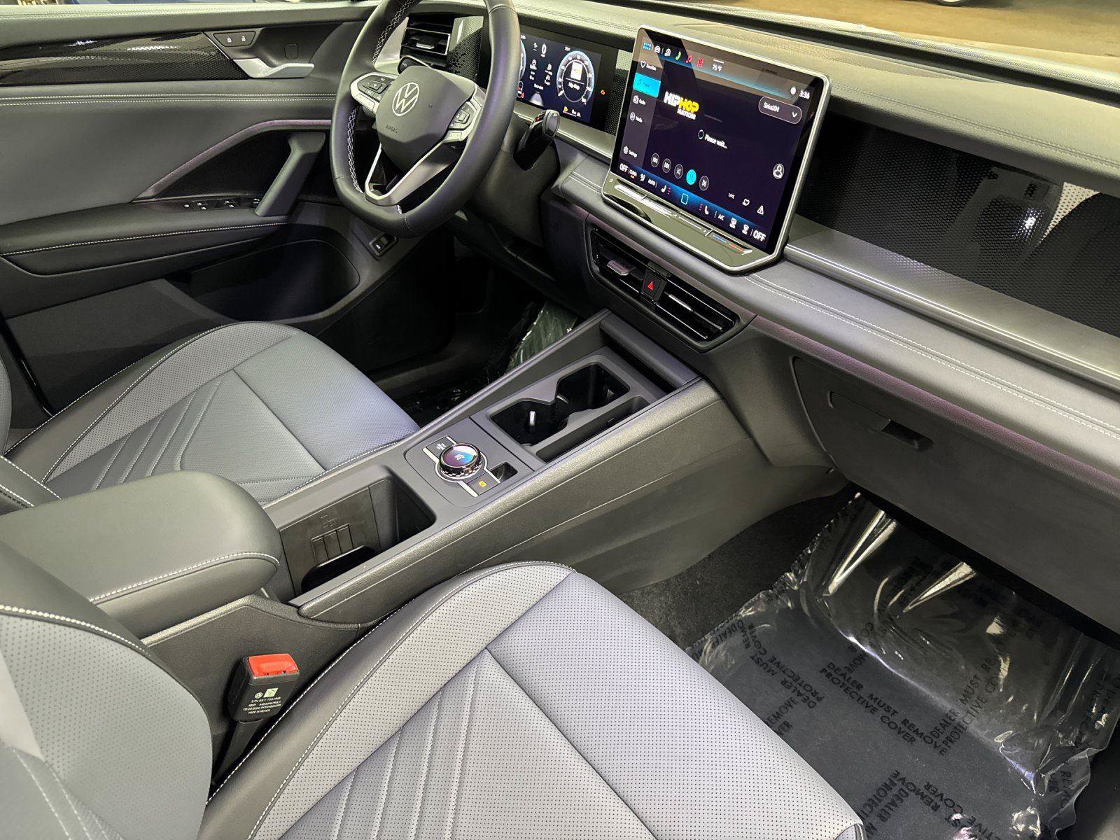 New 2026 Volkswagen Tiguan SE AWD/4WD image 15