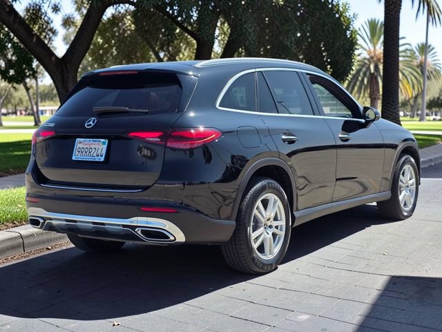 Used 2025 Mercedes-Benz GLC 300 image 5