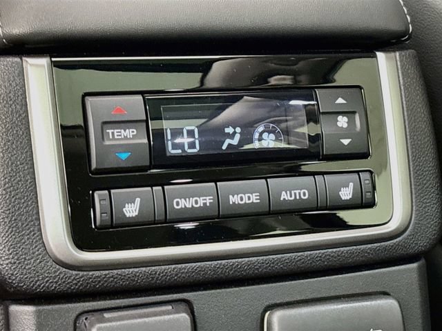 Certified 2022 Subaru Ascent Touring AWD/4WD image 29