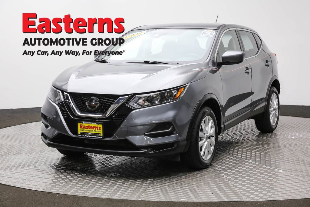 Used 2021 Nissan Rogue Sport S image 1