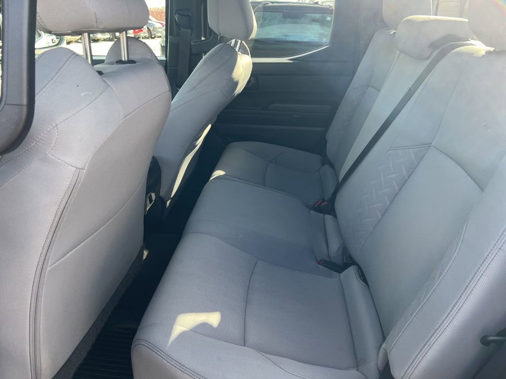 Used 2025 Toyota Tacoma SR5 AWD/4WD image 8