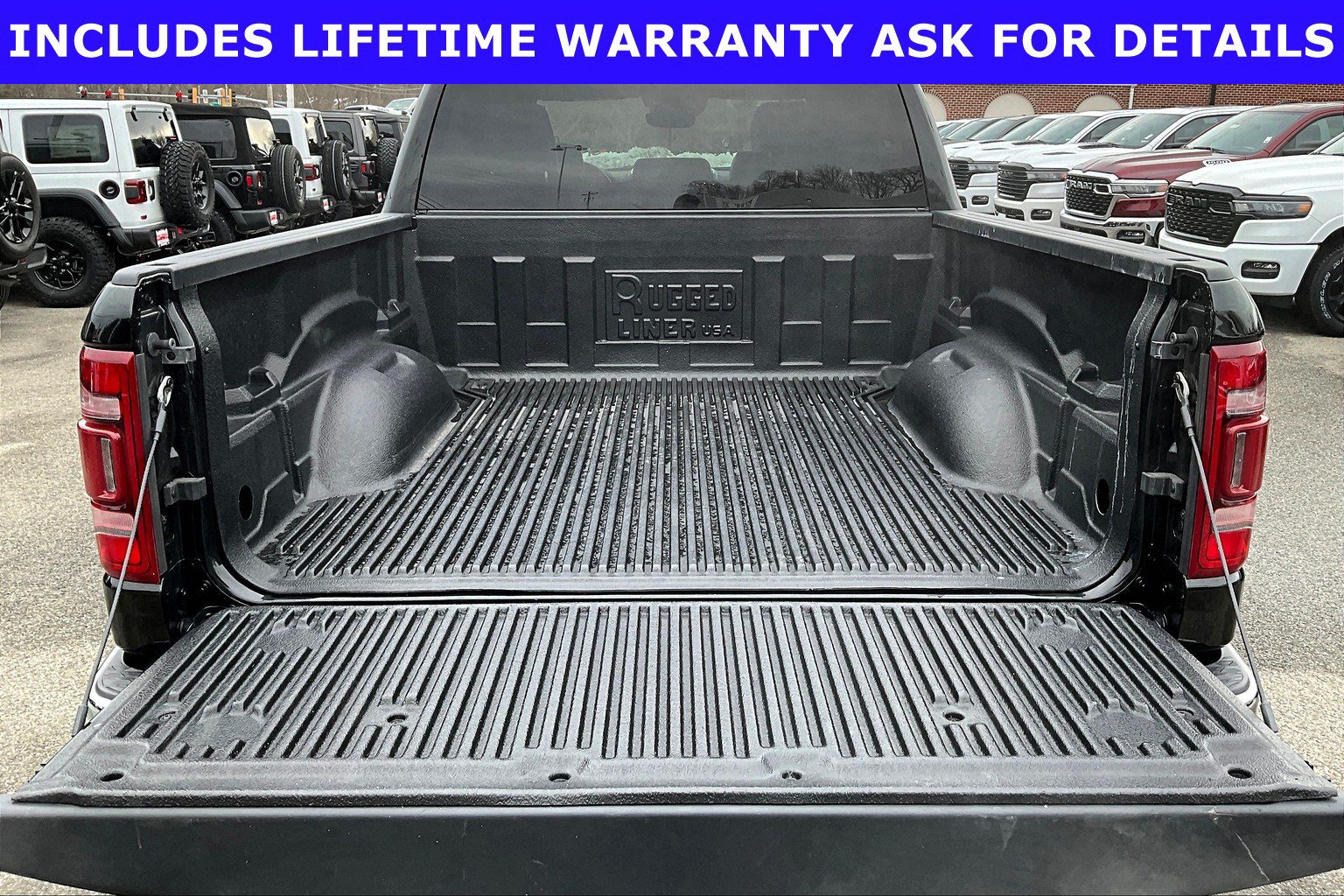 Used 2024 RAM 1500 Laramie AWD/4WD image 26
