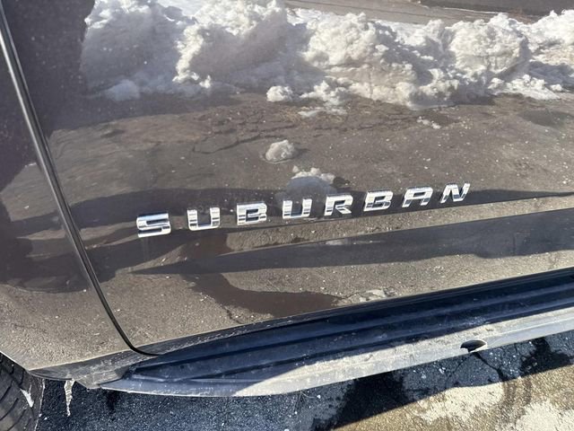 Used 2018 Chevrolet Suburban LT image 16