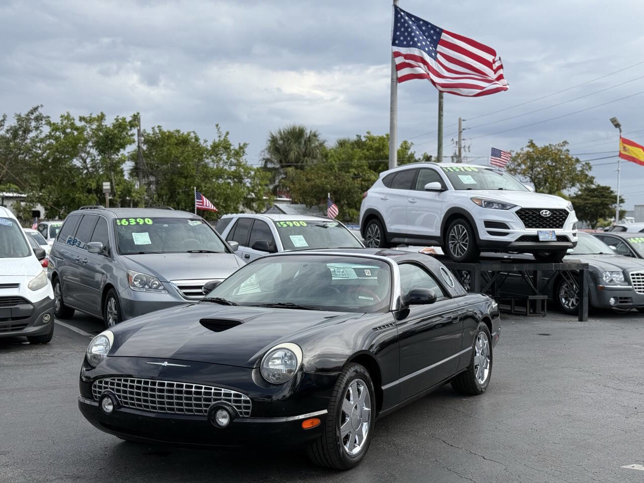 Used 2002 Ford Thunderbird Deluxe image 11
