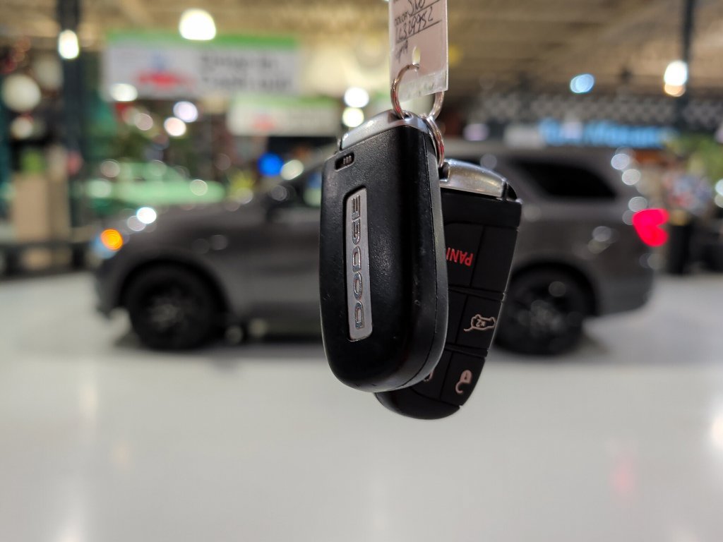 Used 2020 Dodge Durango SXT AWD/4WD image 4