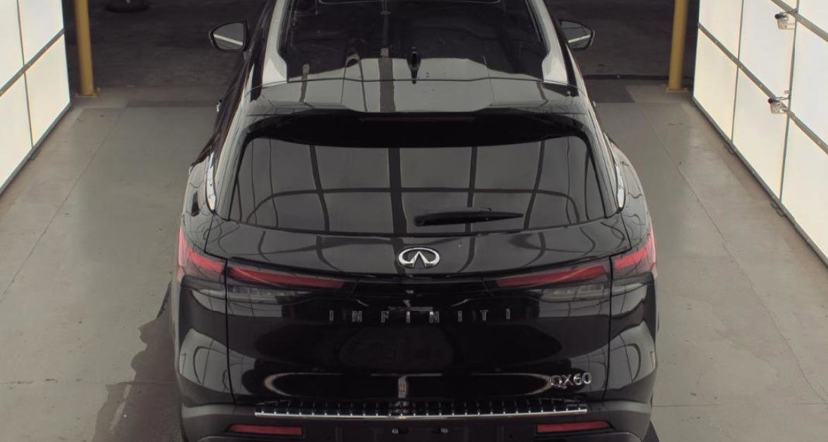 Certified 2023 INFINITI QX60 Luxe w/ Cargo Package image 6