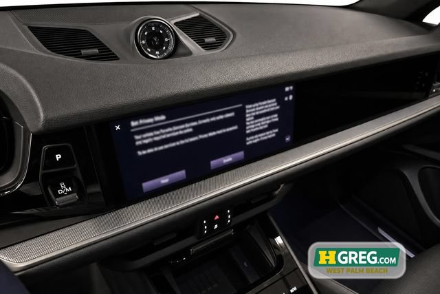 Used 2024 Porsche Cayenne AWD/4WD image 15