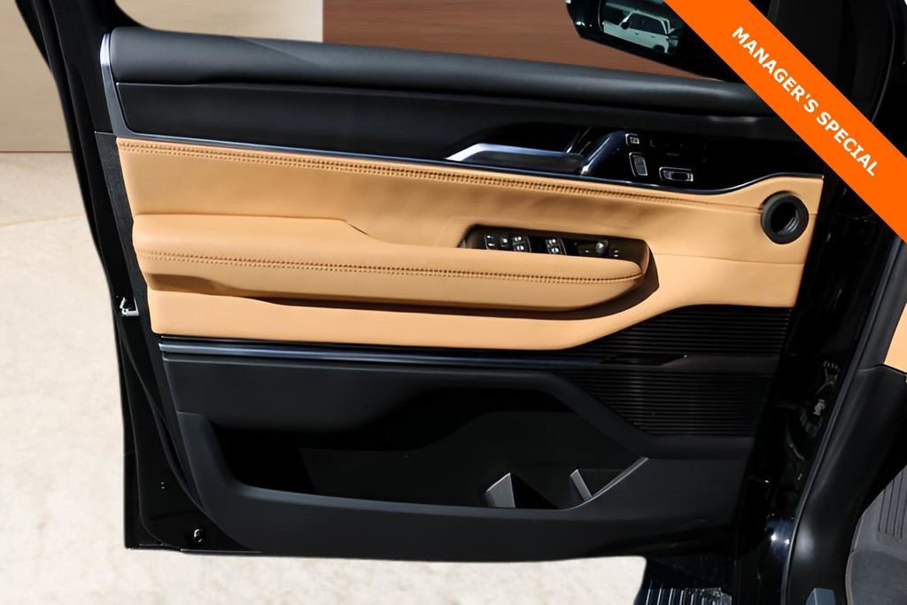 New 2025 Jeep Grand Wagoneer Series III w/ Quick Order Packagew 28T image 11