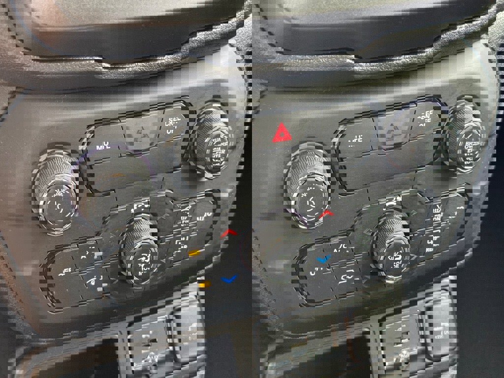 Used 2020 Jeep Renegade Sport w/ Sport Appearance Group image 24