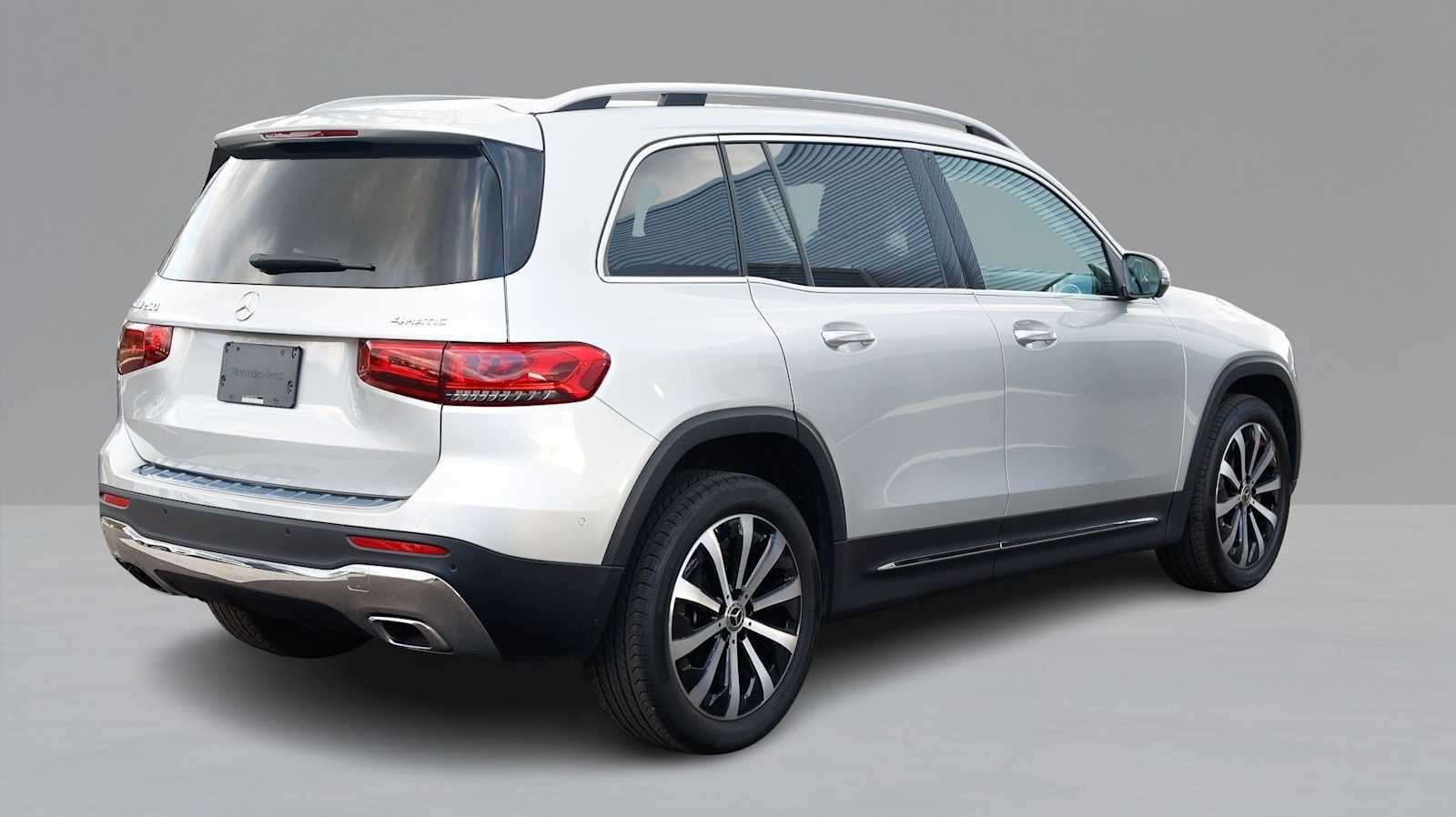 Certified 2023 Mercedes-Benz GLB 250 4MATIC image 5