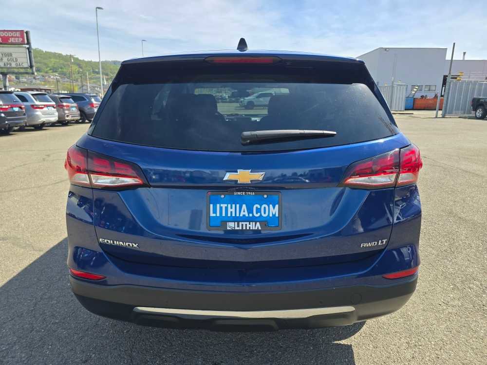 Used 2022 Chevrolet Equinox LT AWD/4WD image 4