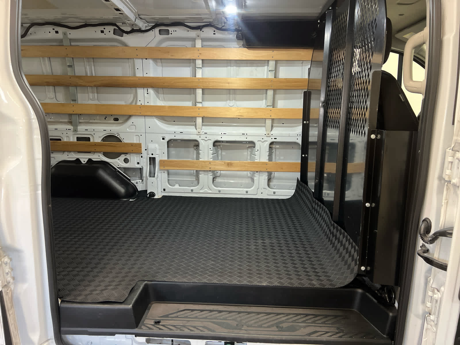Used 2022 Ford Transit 250 Low Roof w/ Exterior Upgrade Package RWD image 33