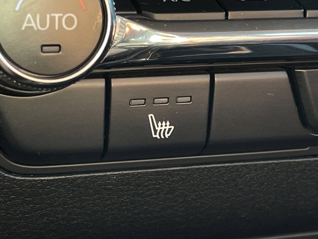 Used 2024 MAZDA MAZDA3 s image 17