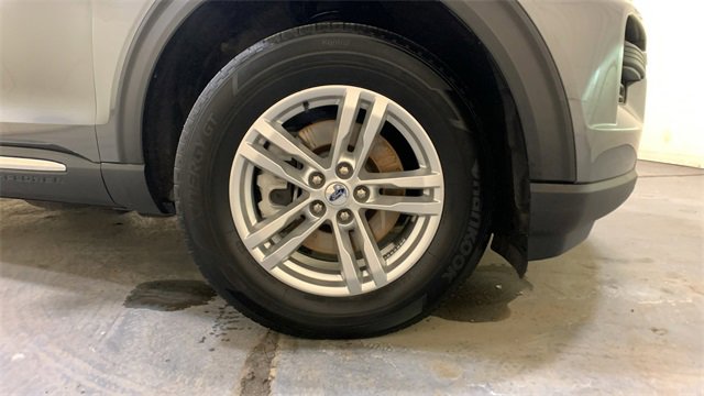 Used 2023 Ford Explorer XLT image 9