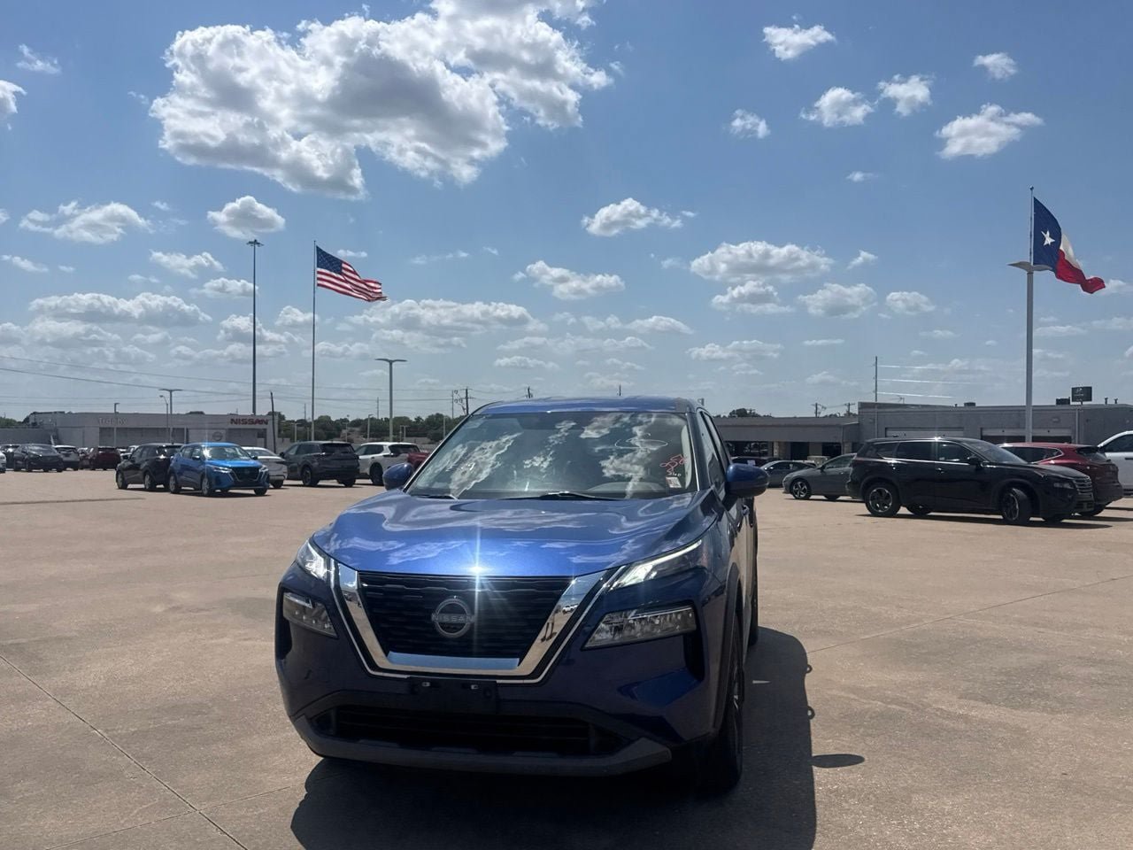 Certified 2023 Nissan Rogue SV AWD/4WD image 6