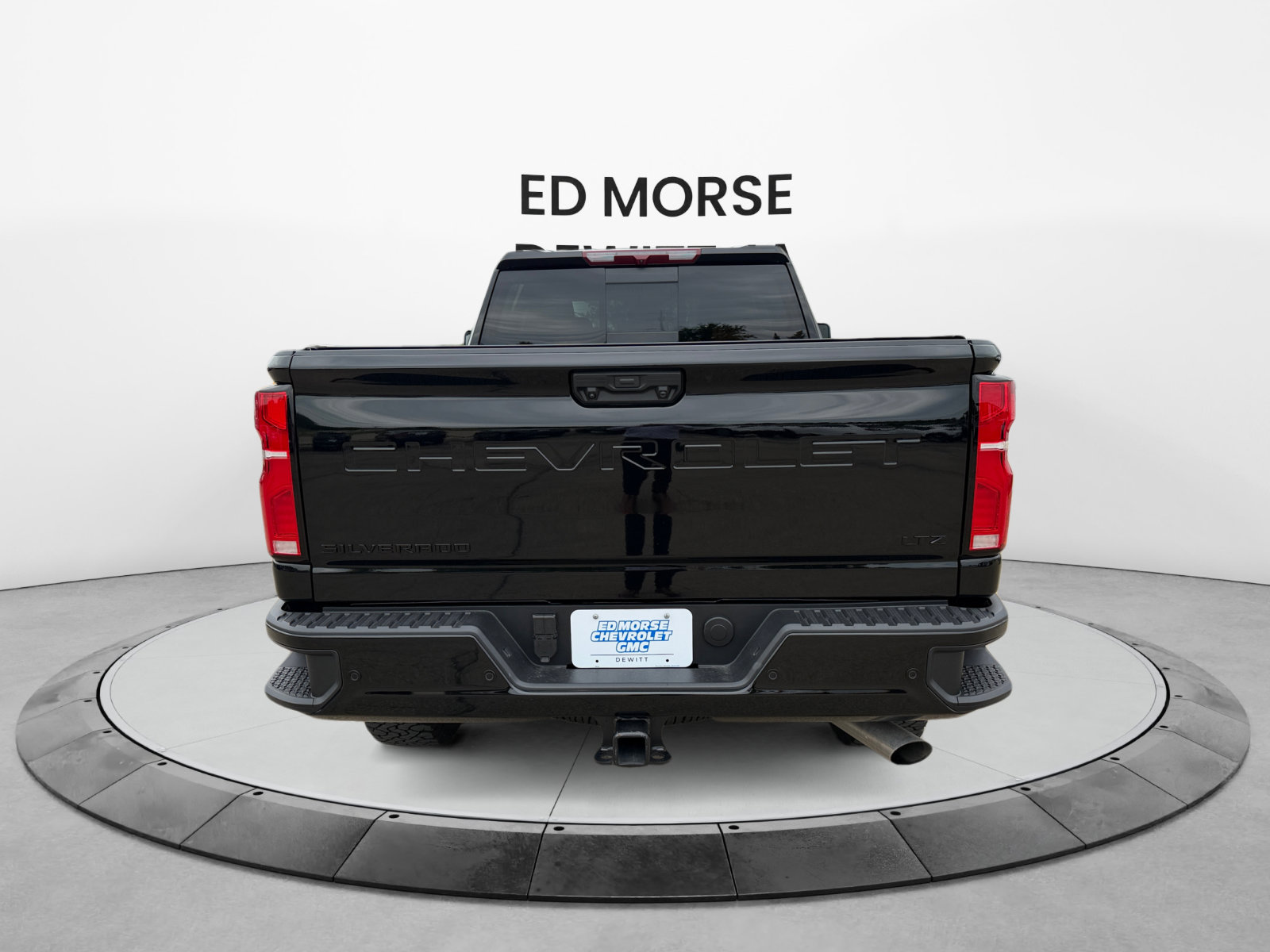 Used 2026 Chevrolet Silverado 2500 LTZ w/ Trail Boss Package AWD/4WD image 4