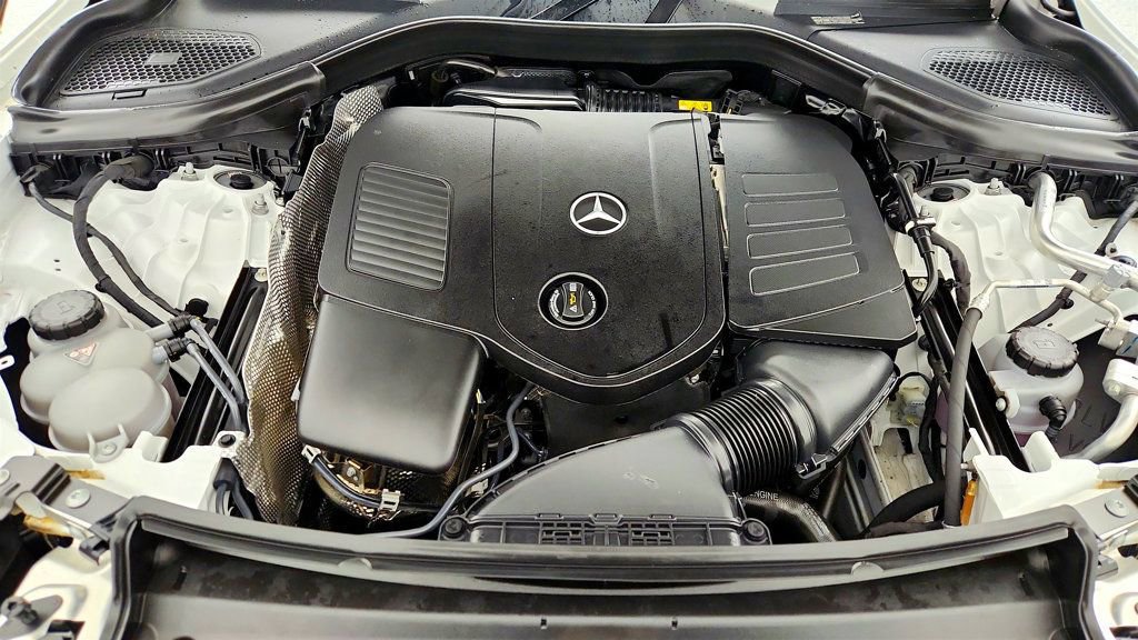 Used 2024 Mercedes-Benz GLC 300 4MATIC image 27