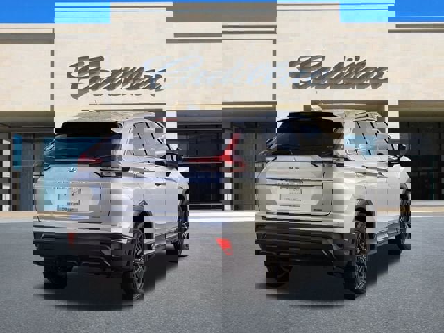 Used 2023 Mitsubishi Eclipse Cross LE image 3