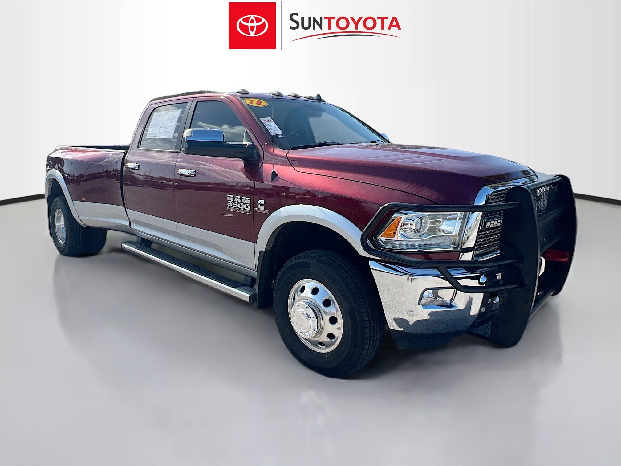 Used 2018 RAM 3500 Laramie AWD/4WD image 1