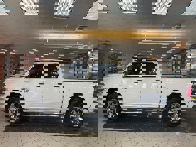 Used 2014 RAM 1500 Express image 34