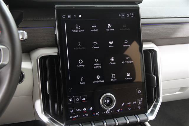 Used 2025 GMC Acadia Denali w/ LPO, Floor Liner Package FWD image 9