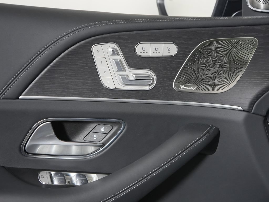 New 2026 Mercedes-Benz Maybach GLS 600 4MATIC image 28