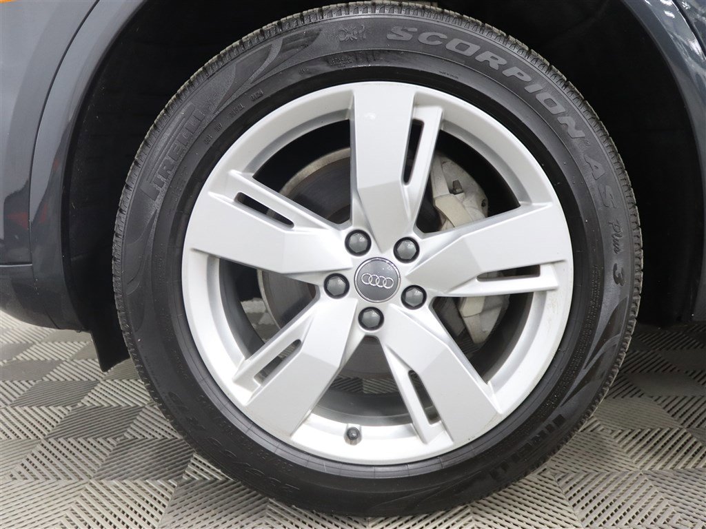 Used 2018 Audi Q5 2.0T Premium Plus w/ Premium Plus Package image 34