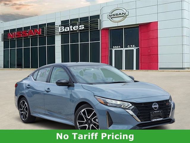 Used 2025 Nissan Sentra SR w/ SR Premium Package FWD image 1