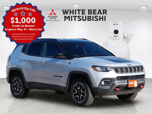 Used 2025 Jeep Compass Trailhawk