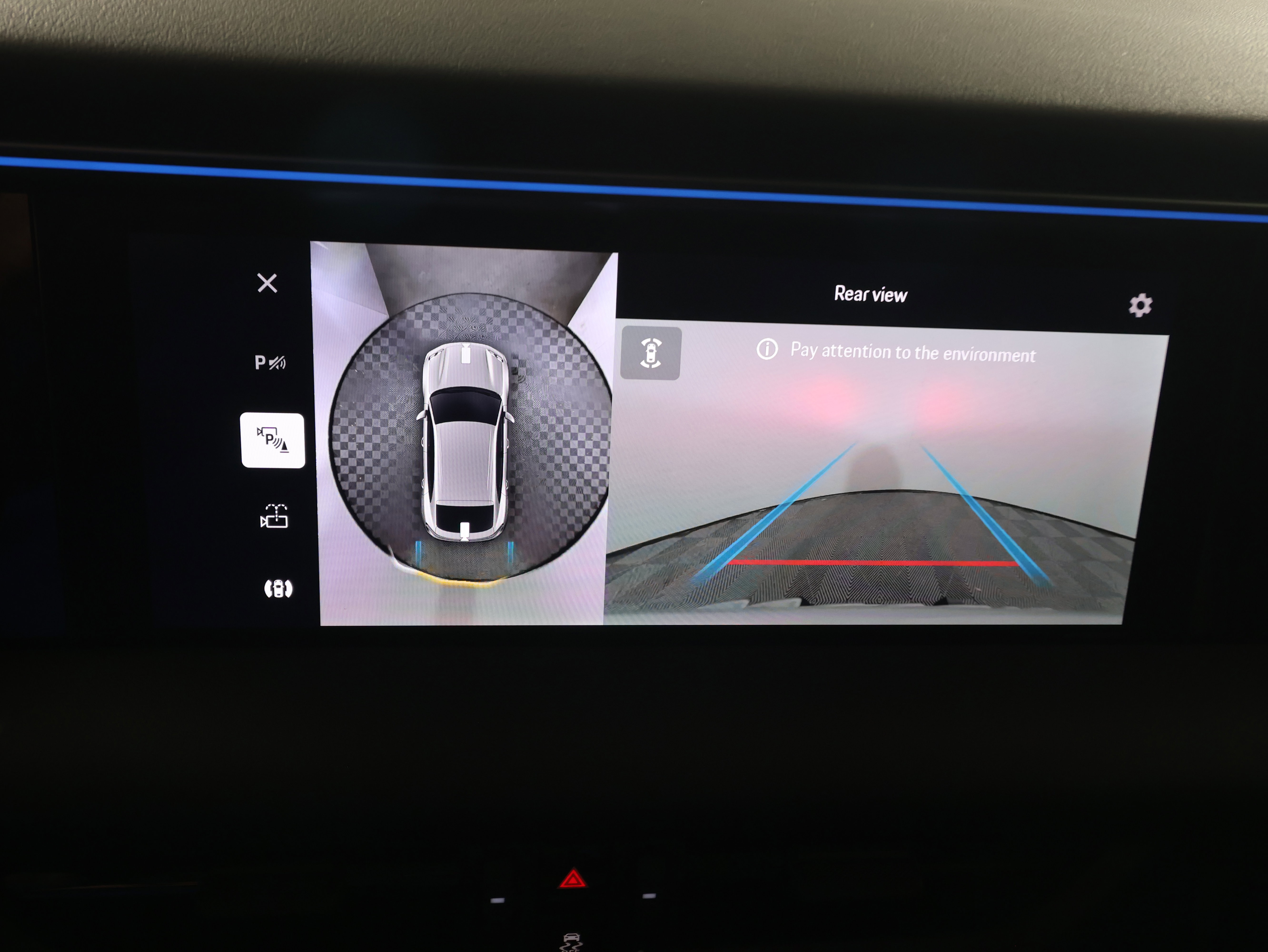 New 2025 Porsche Macan Electric image 24