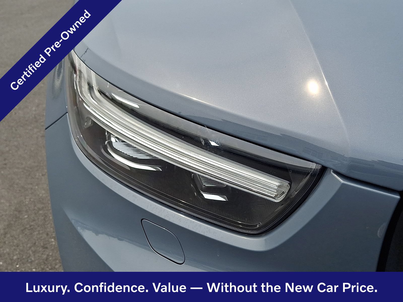 Certified 2022 Volvo XC40 T5 R-Design w/ Advanced Package AWD/4WD image 10