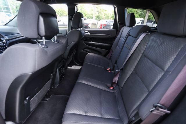 Used 2020 Jeep Grand Cherokee Laredo AWD/4WD image 41