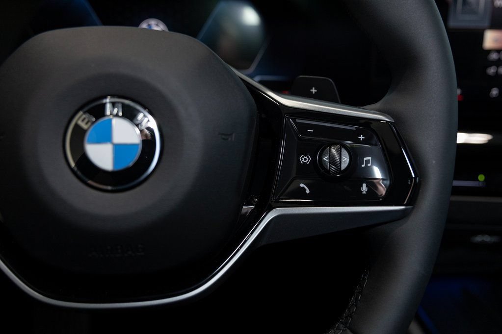 Used 2026 BMW 530i xDrive w/ Premium Package AWD/4WD image 26