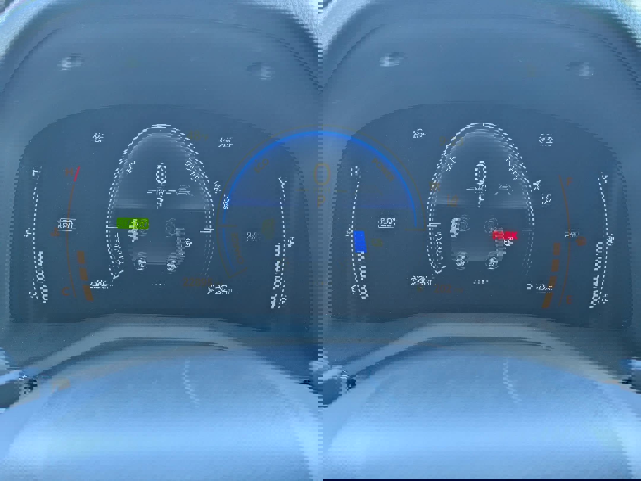 Used 2025 Toyota Camry SE w/ Convenience Package AWD/4WD image 10