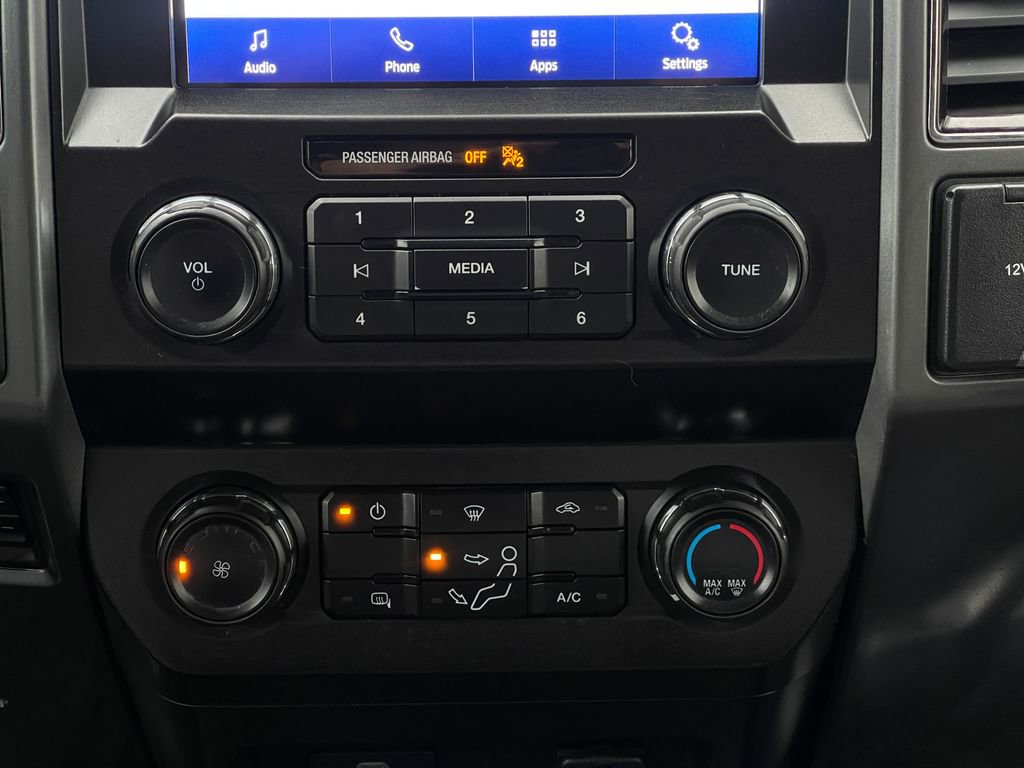 Used 2021 Ford F250 XLT w/ FX4 Off-Road Package image 21