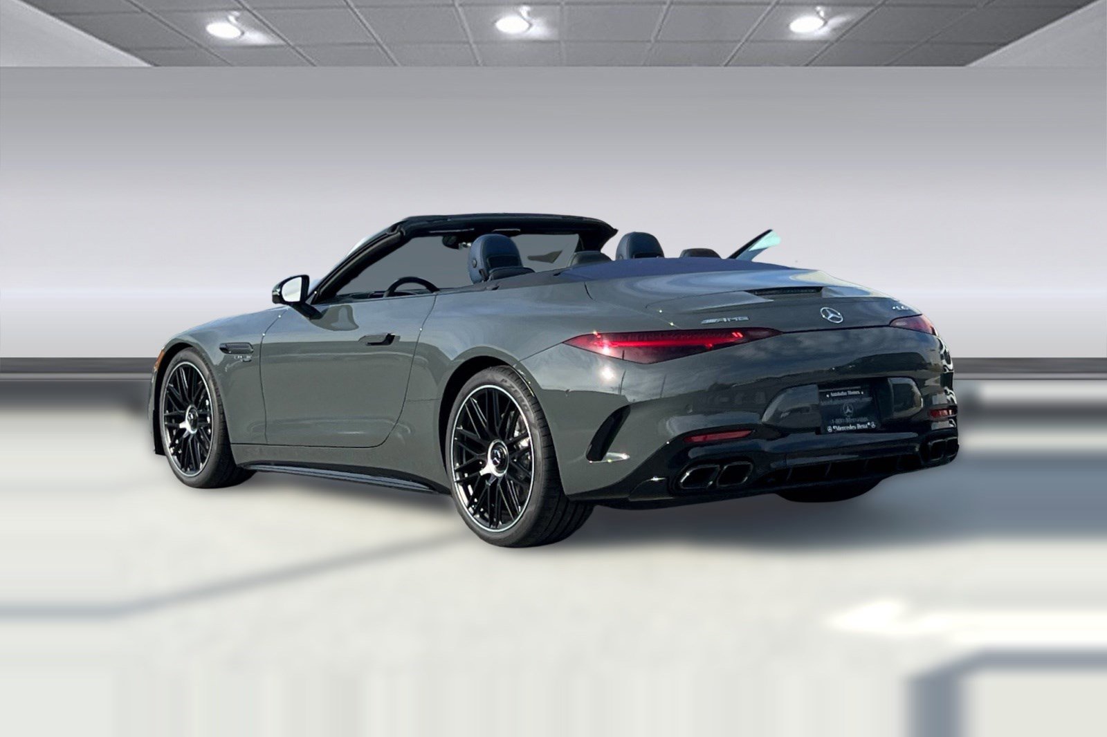 New 2026 Mercedes-Benz SL 63 AMG 4MATIC image 3