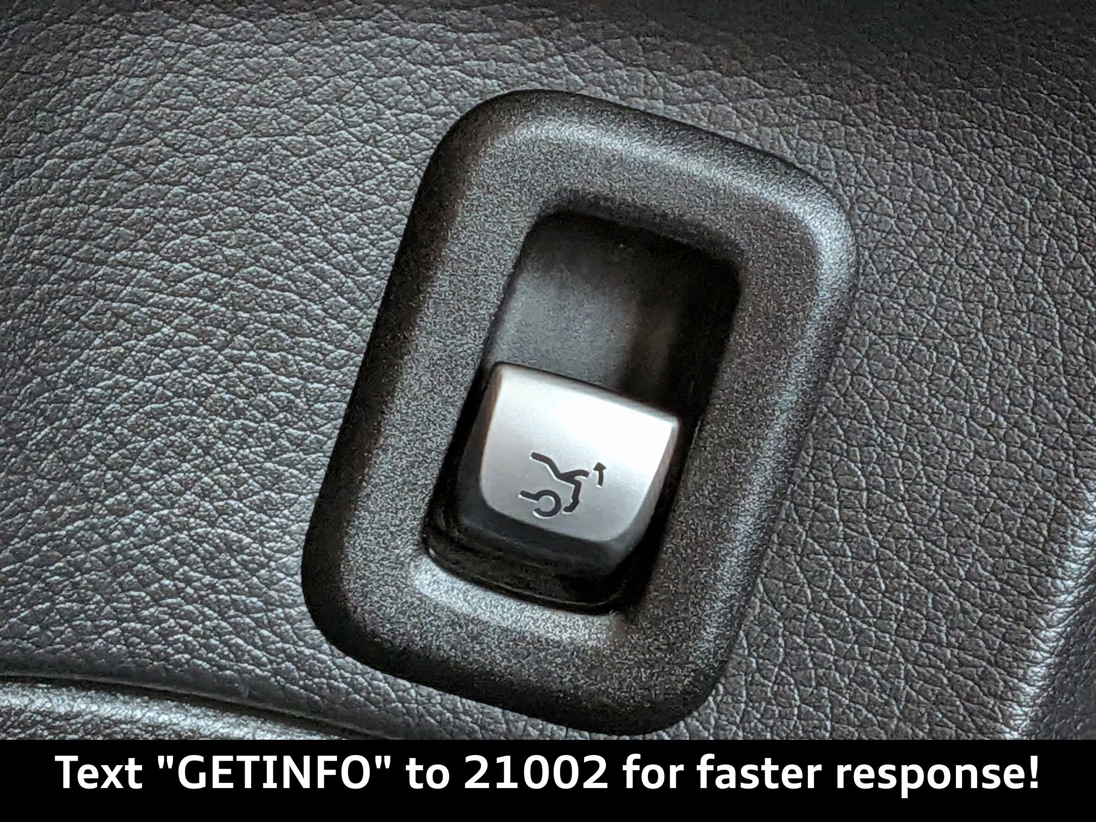 Used 2016 Mercedes-Benz C 300 4MATIC Sedan image 30