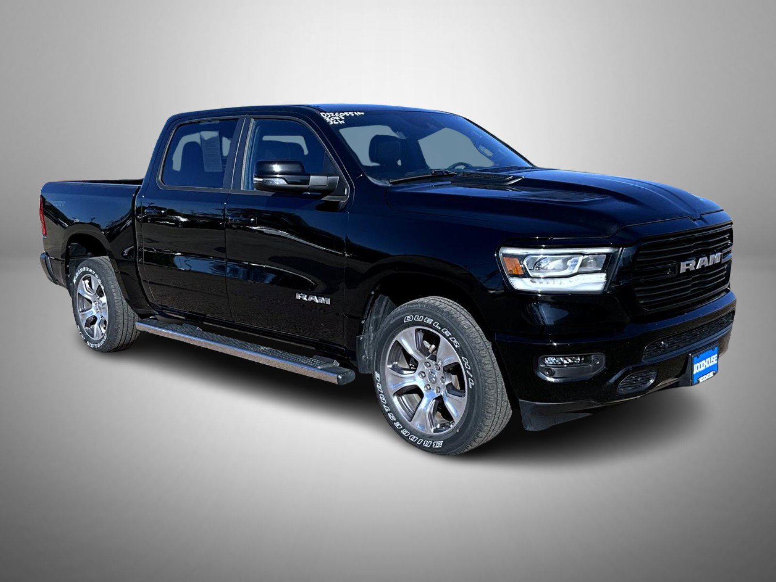 Certified 2023 RAM 1500 Laramie AWD/4WD image 3