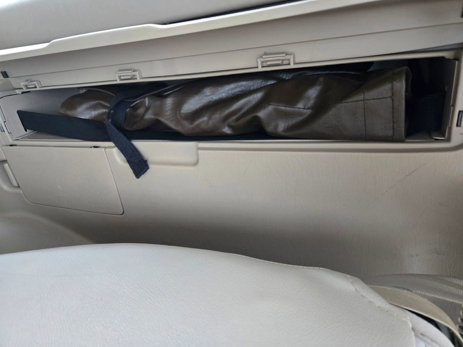 Used 1999 Lexus LX 470 4WD image 39