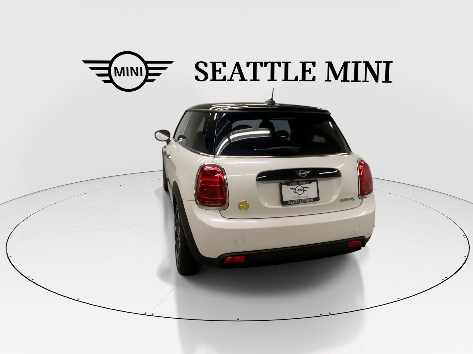 Used 2023 MINI Cooper SE FWD image 9