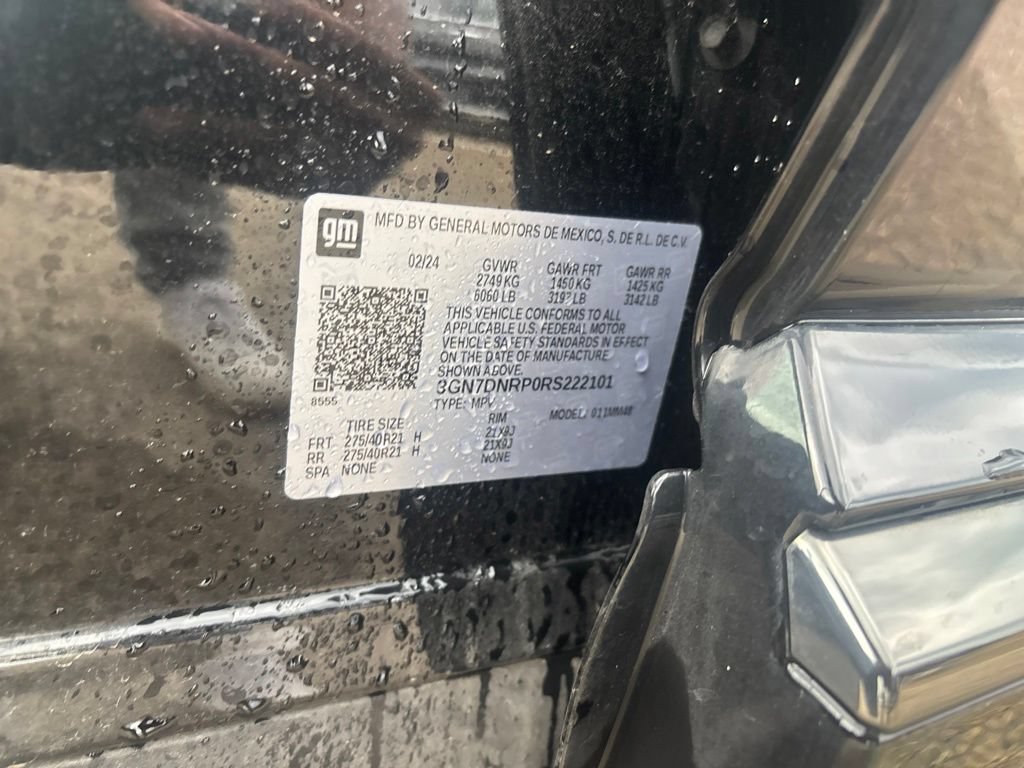 Used 2024 Chevrolet Equinox EV RS FWD image 23