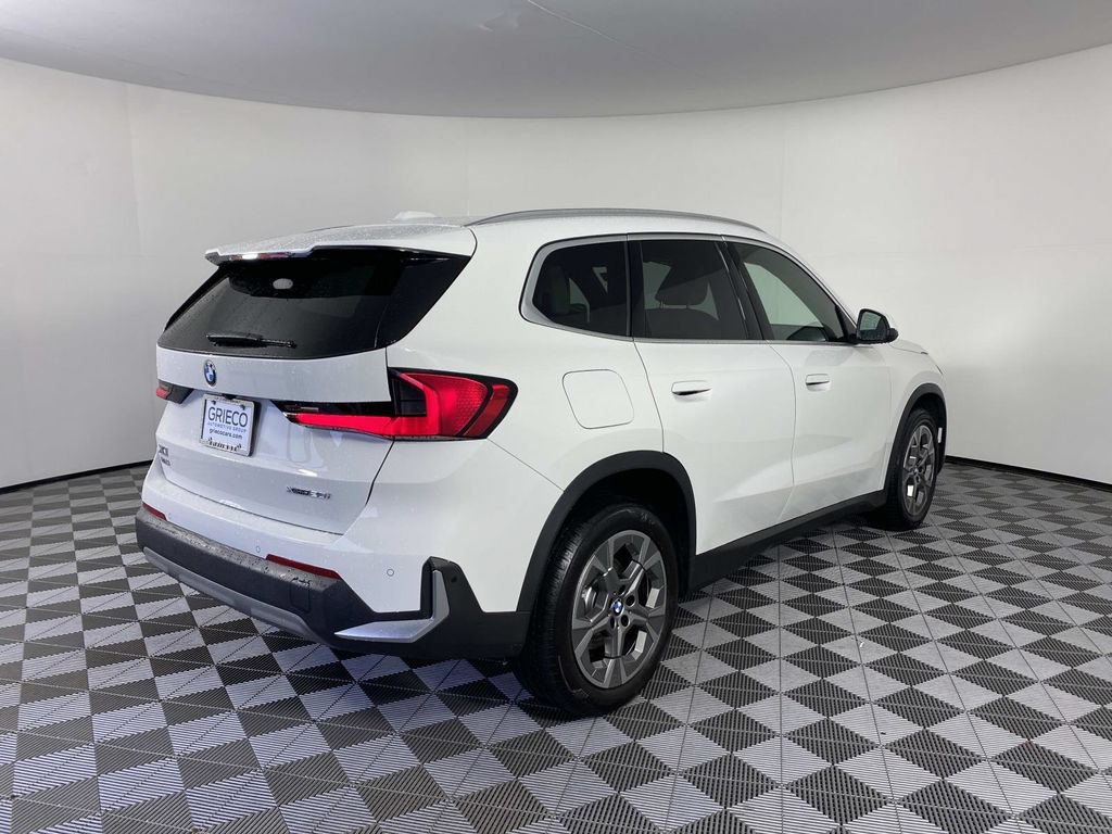 Used 2023 BMW X1 xDrive28i w/ Convenience Package AWD/4WD image 9