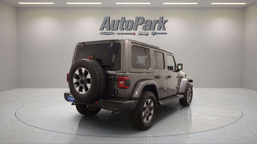 Certified 2018 Jeep Wrangler Unlimited Sahara AWD/4WD image 9