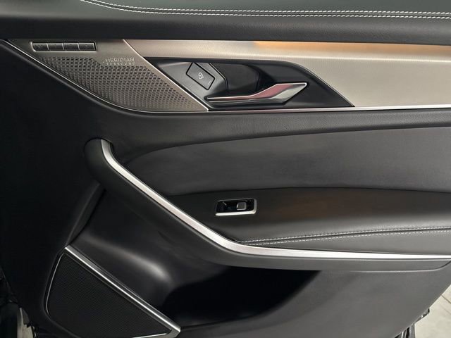 Used 2026 Jaguar F-PACE R-Dynamic S image 33