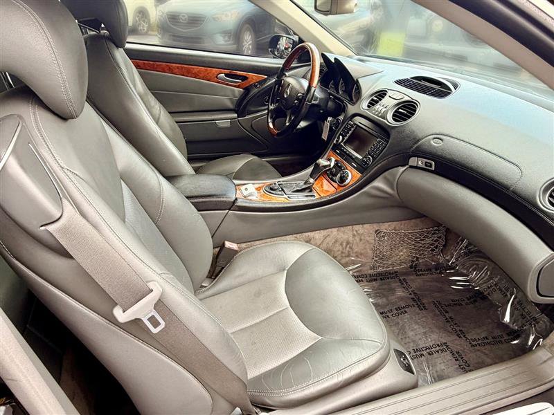 Used 2005 Mercedes-Benz SL 500 image 22