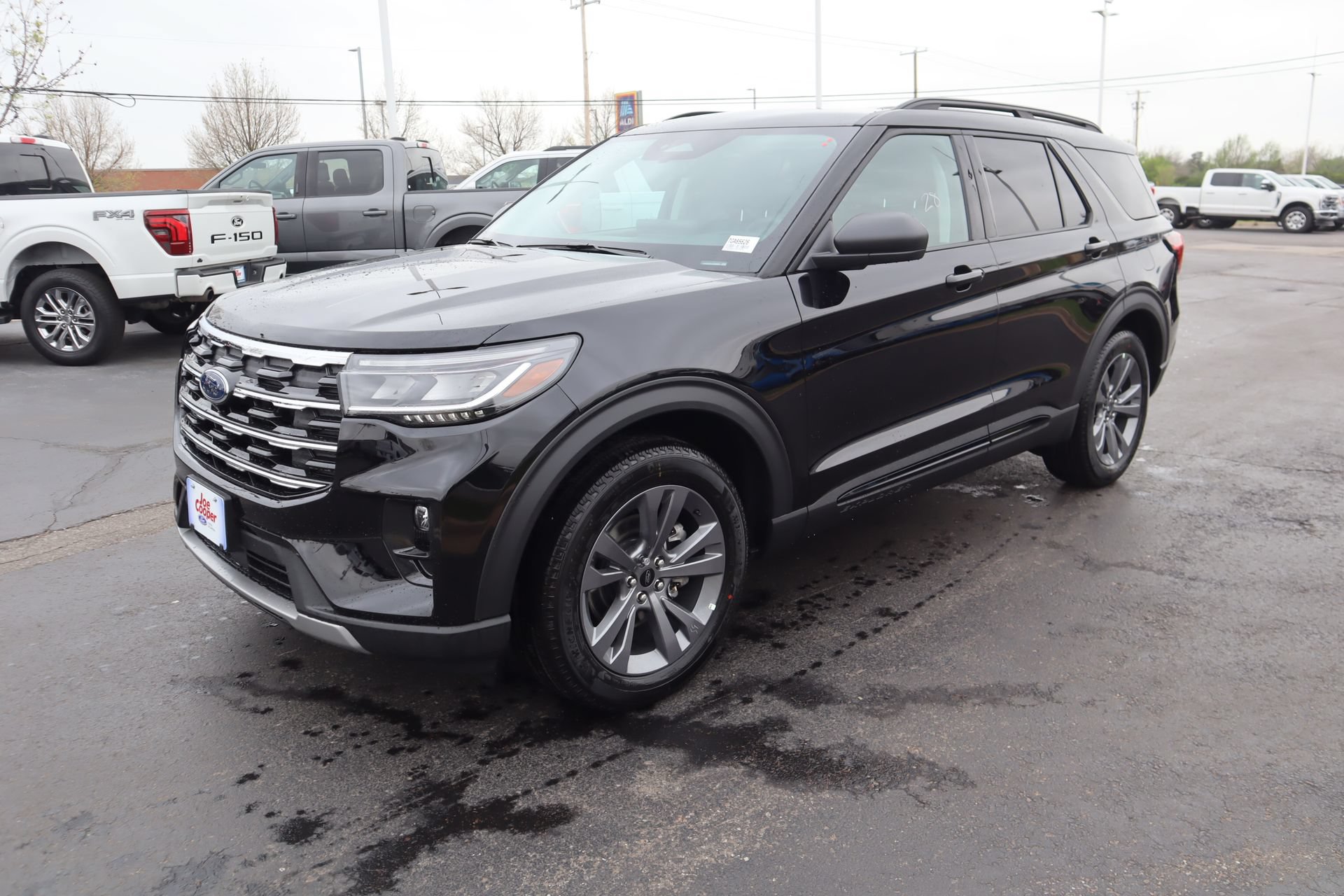 New 2026 Ford Explorer Active w/ Active Comfort Package AWD/4WD image 11