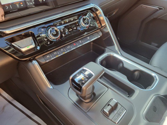 Used 2025 GMC Sierra 1500 Denali RWD image 24